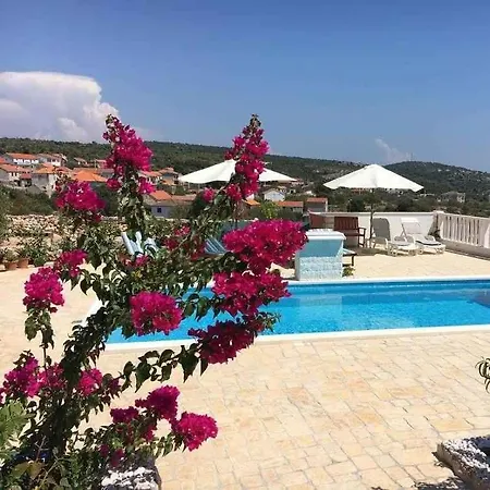 In - Sibenik Riviera 36450