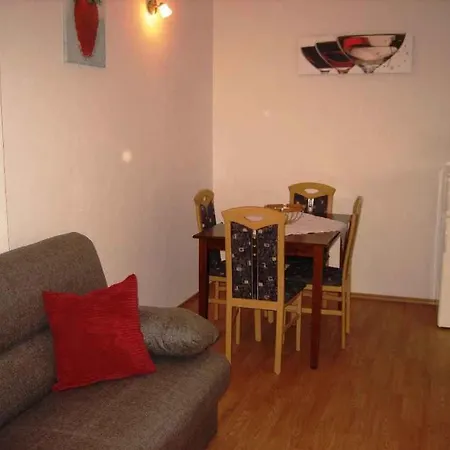 In - Sibenik Riviera 36450 Appartement *