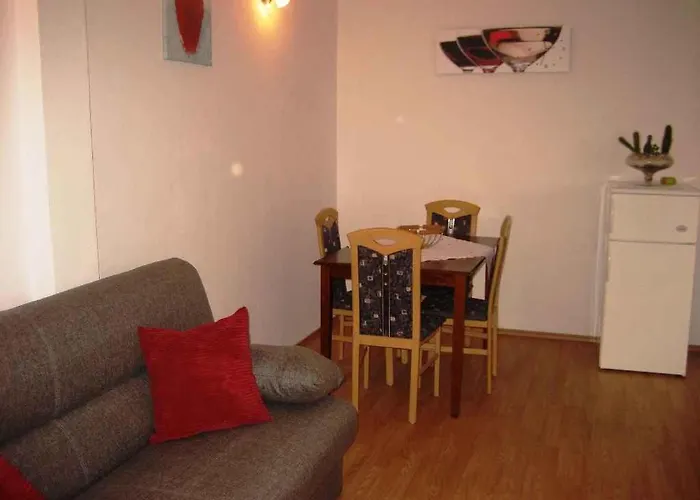 In - Sibenik Riviera 36450 Appartement *